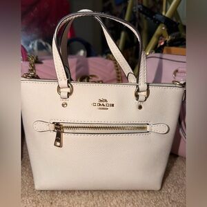 🤍 Coach Mini Ivory Leather Crossbody Tote Bag With Strap Gold hardware purse 👛